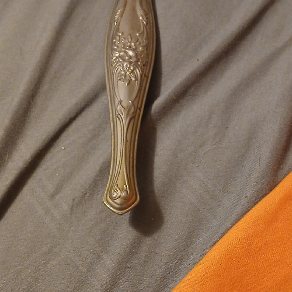 Vintage Hand Mirror with Bird Design - Picture 2 of 7